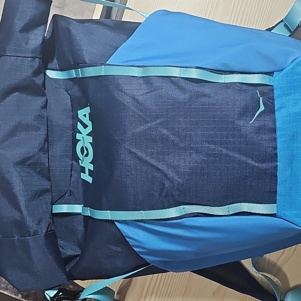 Hoka Roll Top Rucksack Backpack Blue Adjustable Straps - Picture 8 of 9